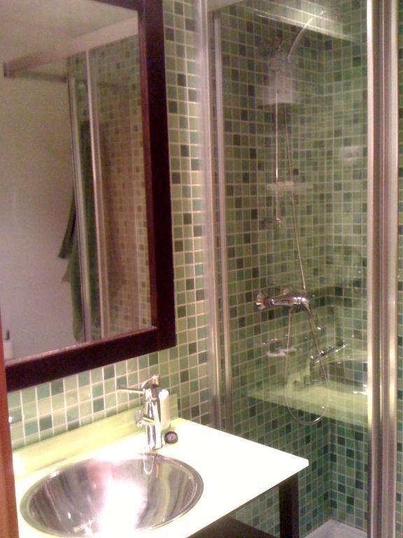 Apartmento Avda Madrid Azuqueca de Henares Kamer foto