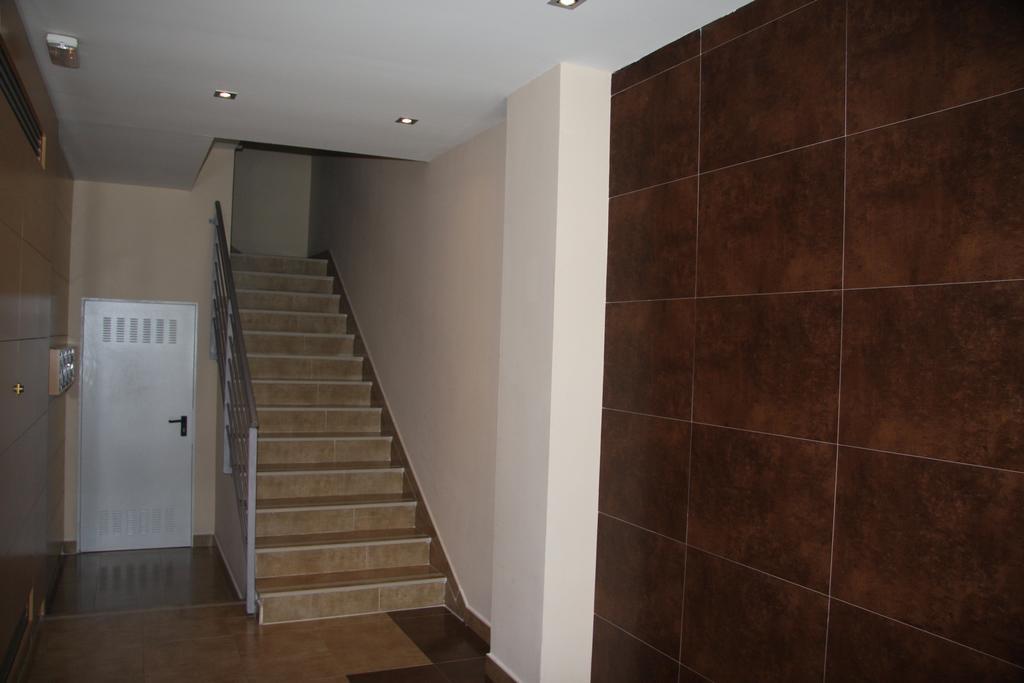 Apartmento Avda Madrid Azuqueca de Henares Kamer foto