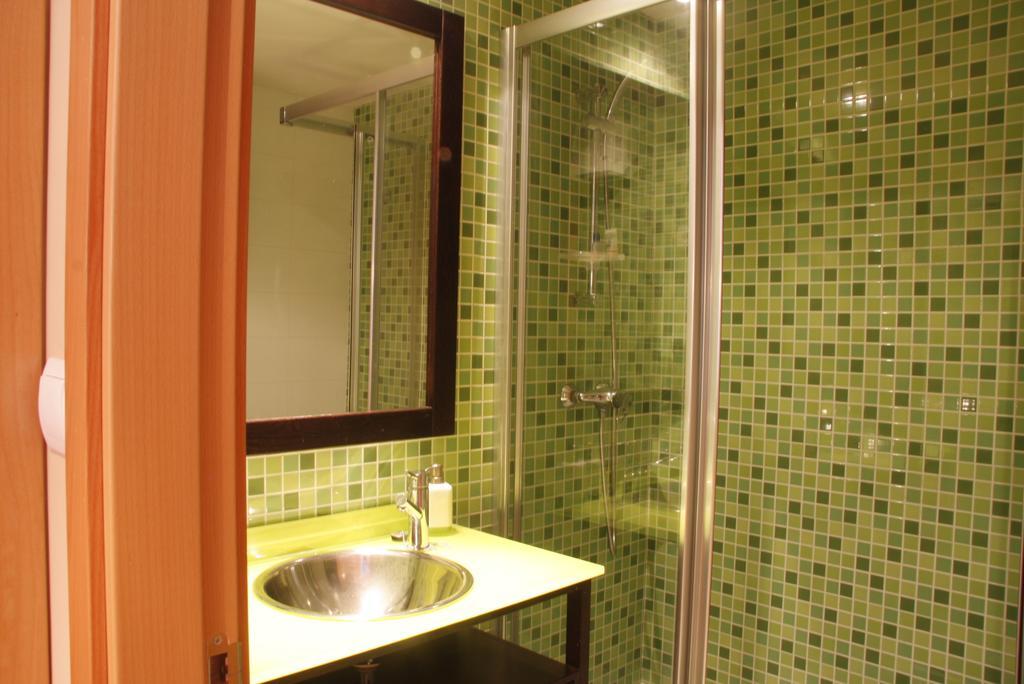 Apartmento Avda Madrid Azuqueca de Henares Kamer foto